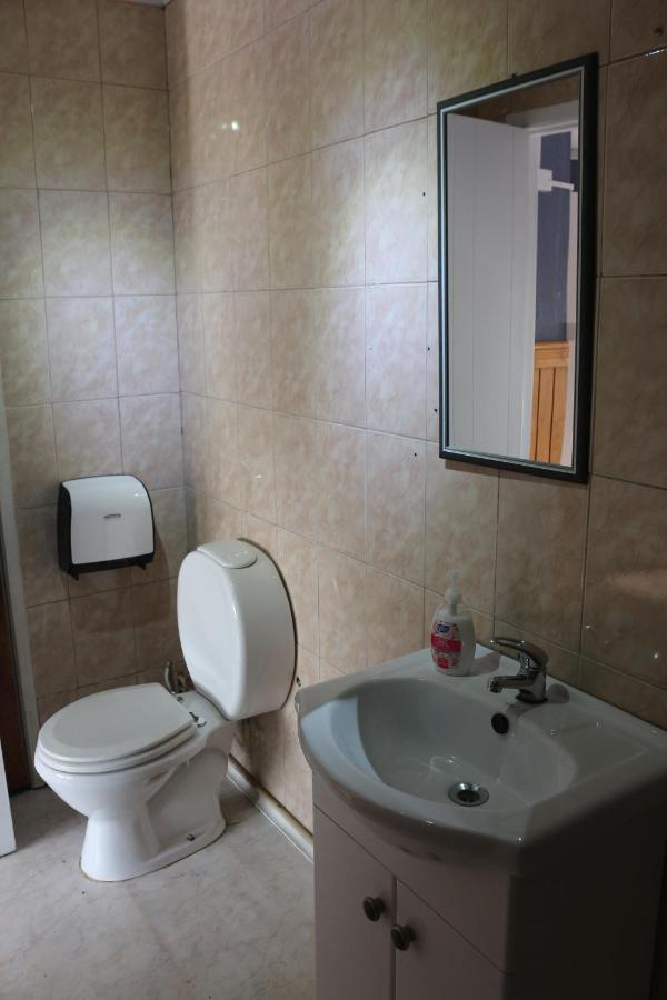 Hostal Ochen Punta Arenas Esterno foto