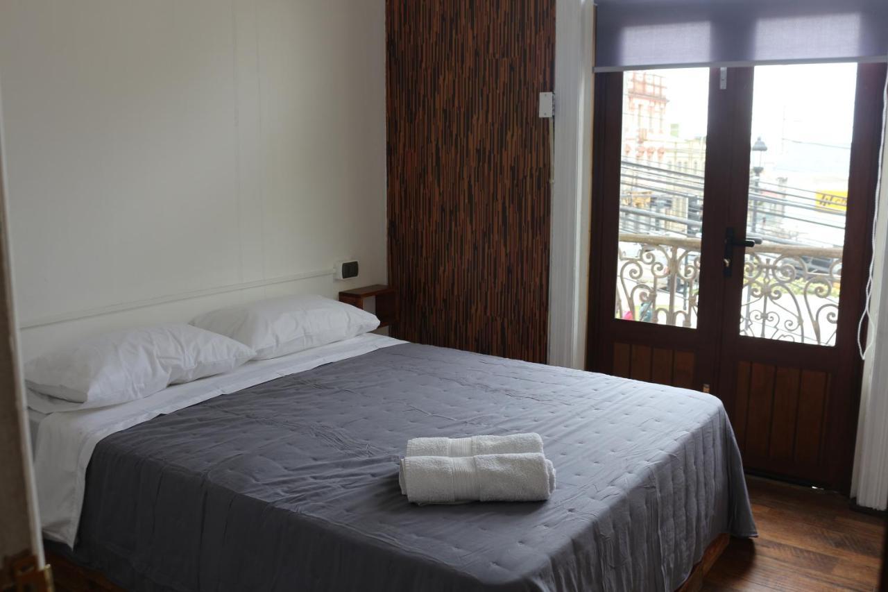 Hostal Ochen Punta Arenas Esterno foto
