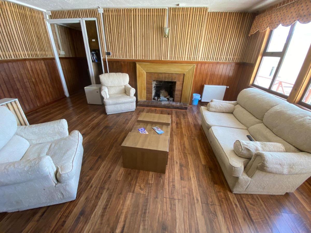 Hostal Ochen Punta Arenas Esterno foto